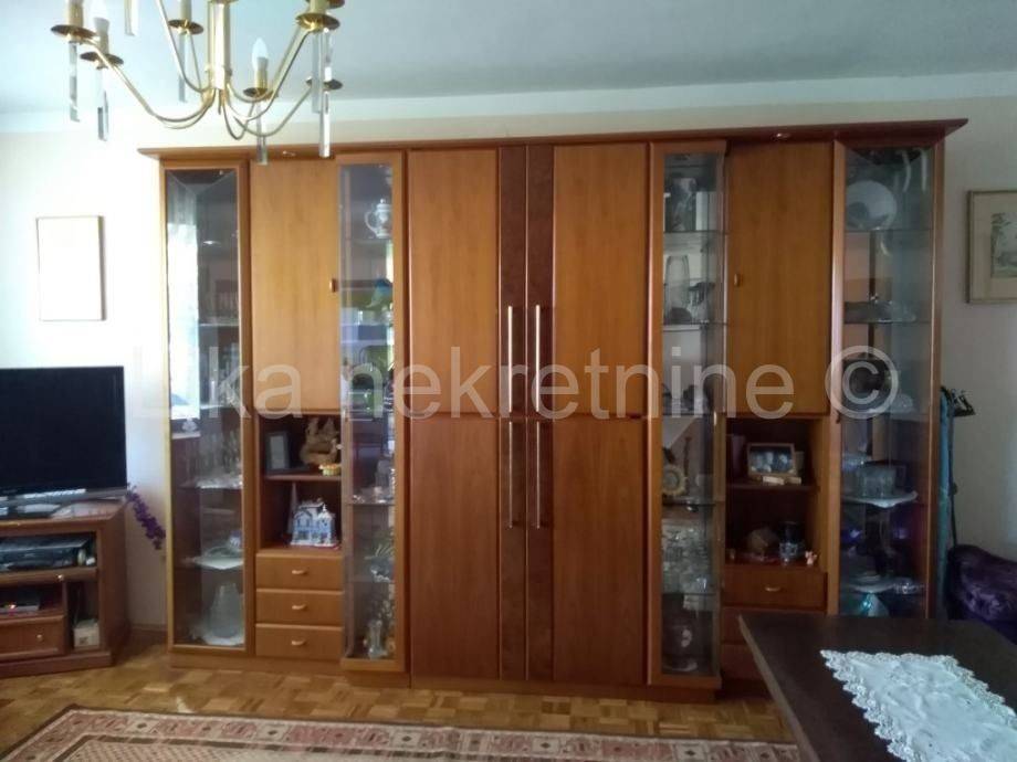 Samostojeća kuća, Prodaja, Karlovac, Švarča