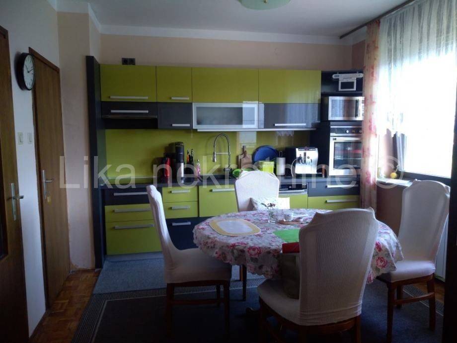 Samostojeća kuća, Prodaja, Karlovac, Švarča