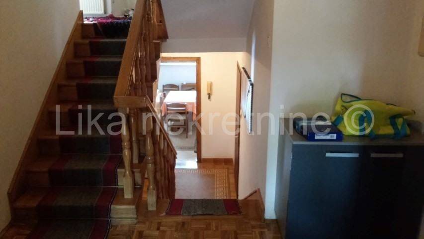 Samostojeća kuća, Prodaja, Karlovac, Švarča