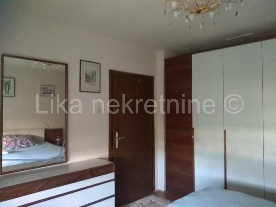 Samostojeća kuća, Prodaja, Karlovac, Švarča