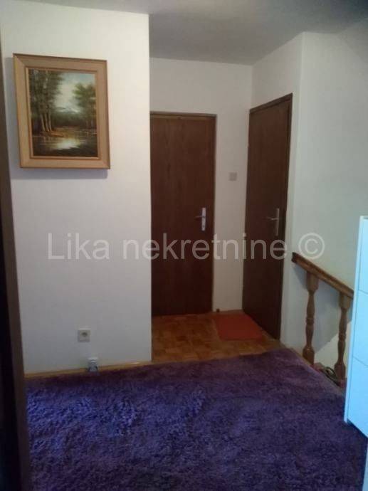 Samostojeća kuća, Prodaja, Karlovac, Švarča