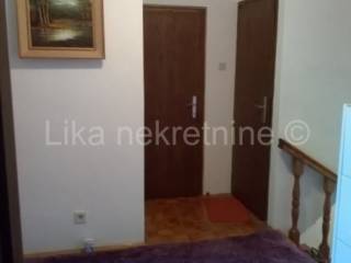 Samostojeća kuća, Prodaja, Karlovac, Švarča