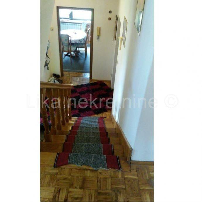 Samostojeća kuća, Prodaja, Karlovac, Švarča