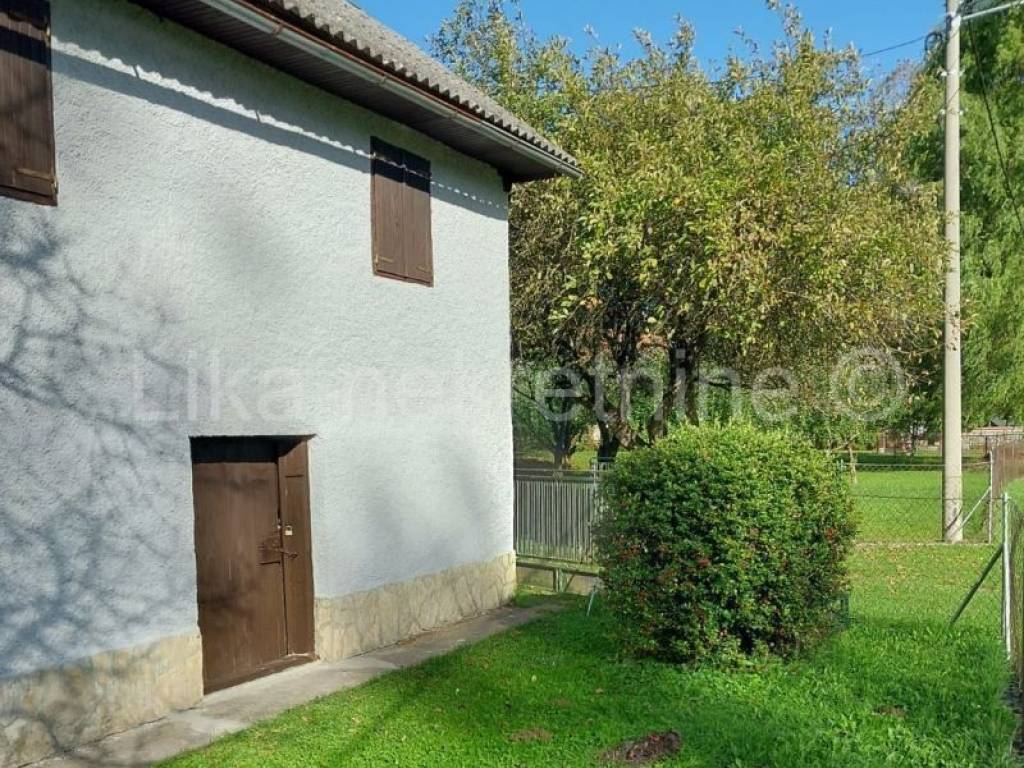 Samostojeća kuća, Prodaja, Otočac, Ličko Lešće
