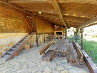 Samostojeća kuća, Prodaja, Otočac, Ličko Lešće