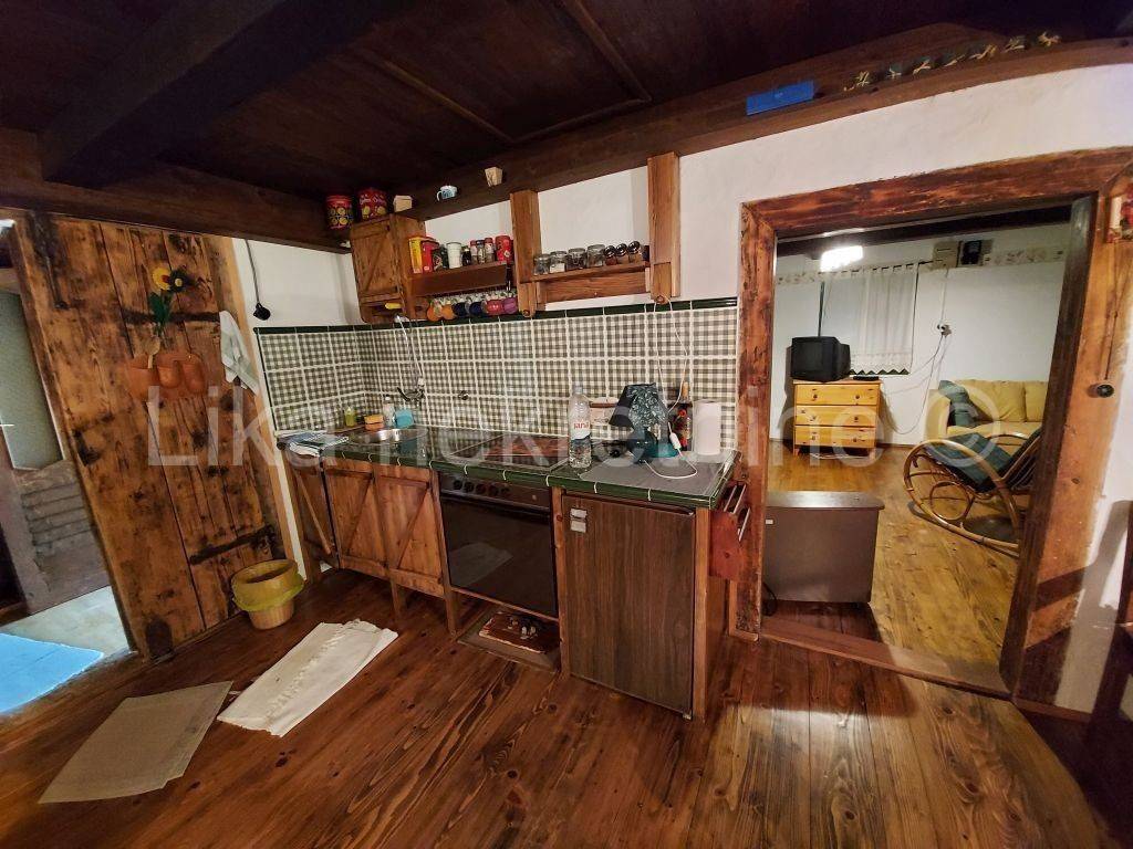 Samostojeća kuća, Prodaja, Otočac, Ličko Lešće