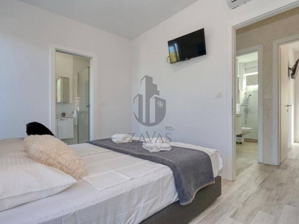 Vila, prodaja, Nin,Zaton