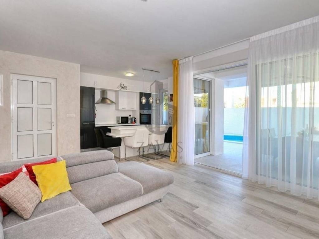 Vila, prodaja, Nin,Zaton