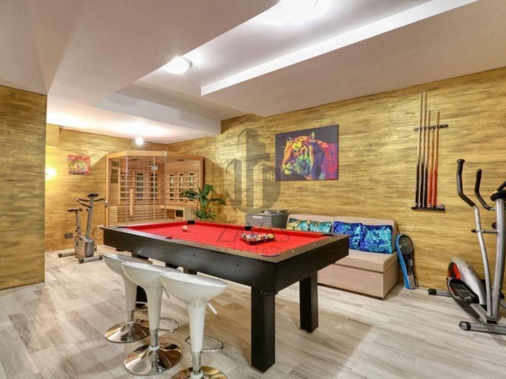 Vila, prodaja, Nin,Zaton