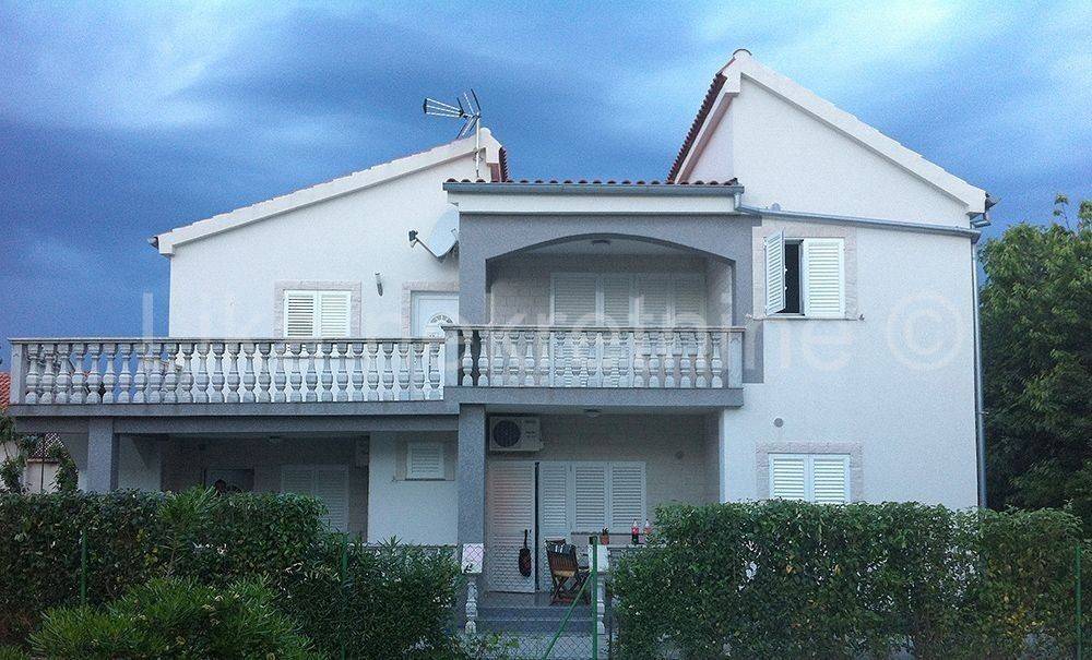 Apartmanska kuća, Prodaja, Privlaka, Privlaka