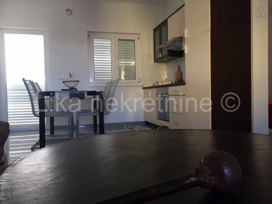 Apartmanska kuca, Prodaja, Privlaka, Privlaka