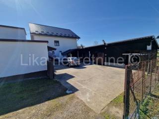 Samostojeća kuća, Prodaja, Brinje, Brinje