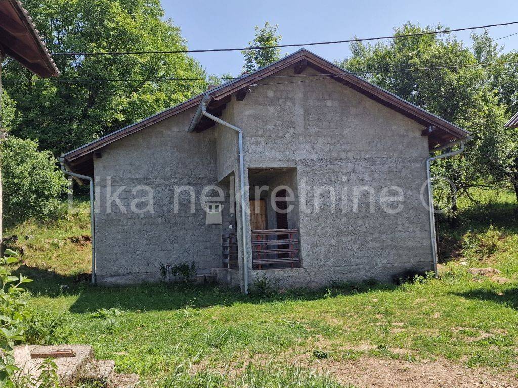 Kuća u prirodi, Prodaja, Brinje, Rapain Klanac