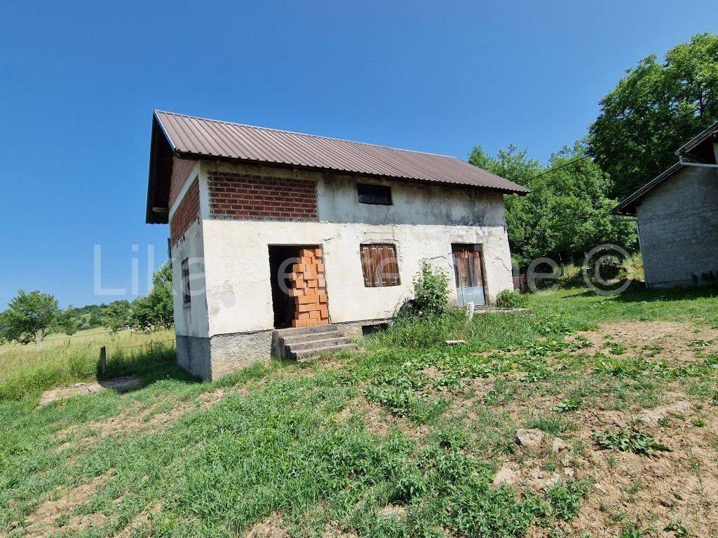 Kuća u prirodi, Prodaja, Brinje, Rapain Klanac