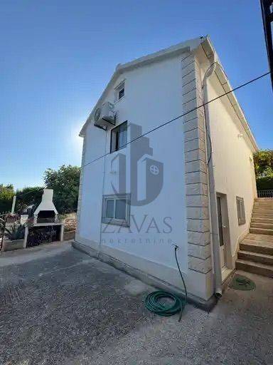 Apartmanska kuća, Prodaja, Postira, Postira