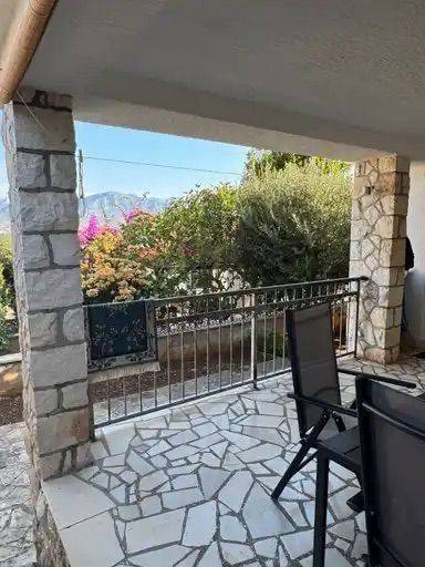 Apartmanska kuća, Prodaja, Postira, Postira