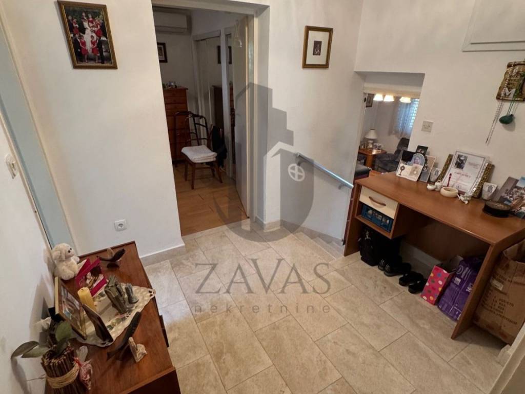 Apartmanska kuća, Prodaja, Postira, Postira