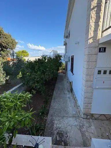 Apartmanska kuća, Prodaja, Postira, Postira