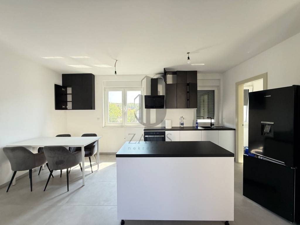 Stan u zgradi, Prodaja, Zagreb, Sesvete