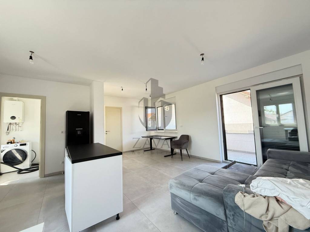 Stan u zgradi, Prodaja, Zagreb, Sesvete