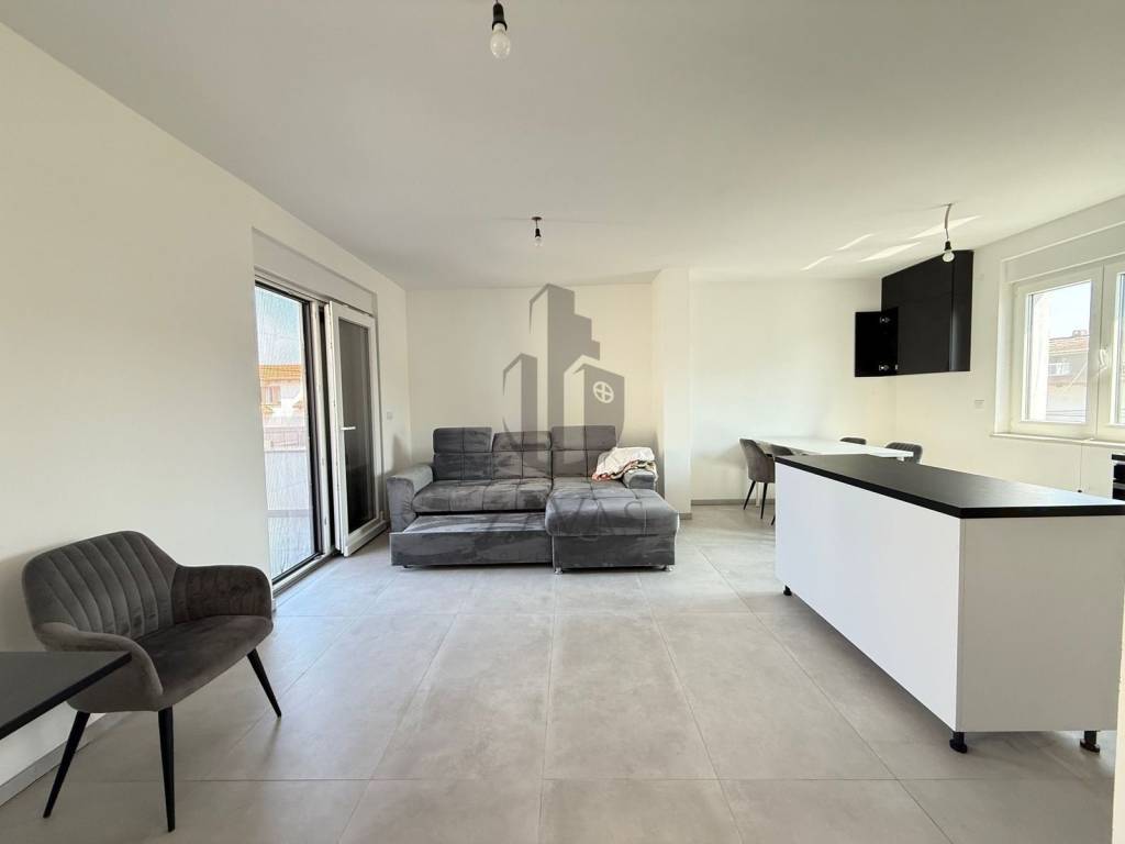 Stan u zgradi, Prodaja, Zagreb, Sesvete