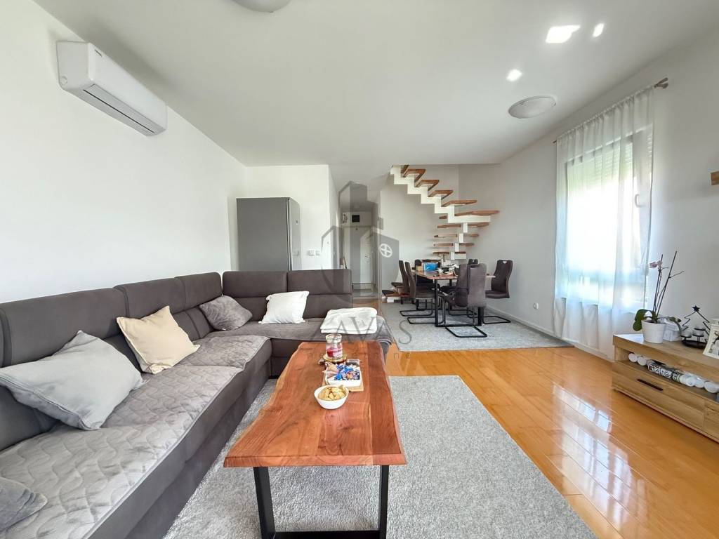 Stan višeetažni, Prodaja, Zagreb, Sesvete