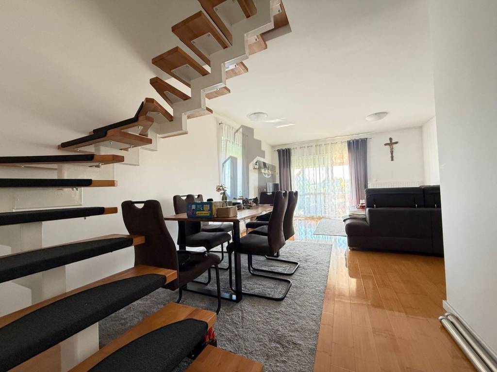 Stan višeetažni, Prodaja, Zagreb, Sesvete