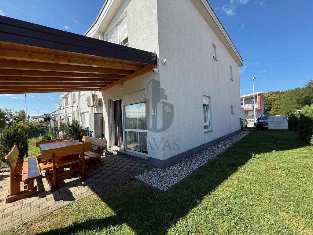 Stan višeetažni, Prodaja, Zagreb, Sesvete