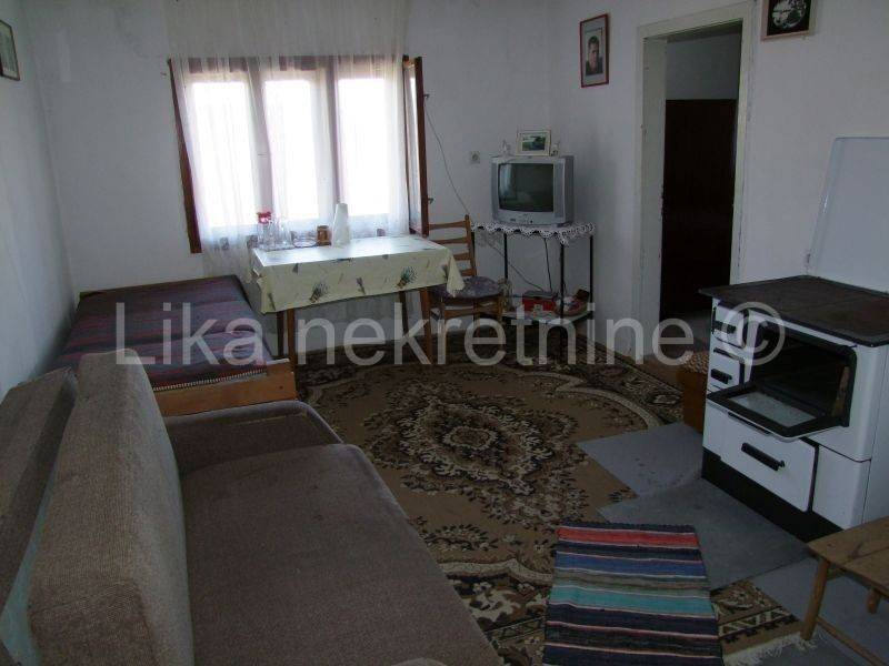 Seosko imanje , Prodaja, Vrhovine, Gornje Vrhovine