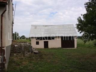 Obiteljsko imanje , Prodaja, Gospić, Balinovac