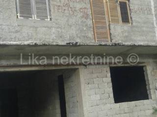 Kuća devastirana u Domovinskom ratu , Prodaja, Gračac, Gračac