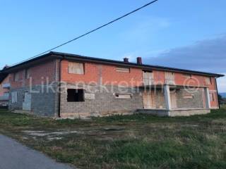 Samostojeća kuća, Prodaja, Gospić, Centar