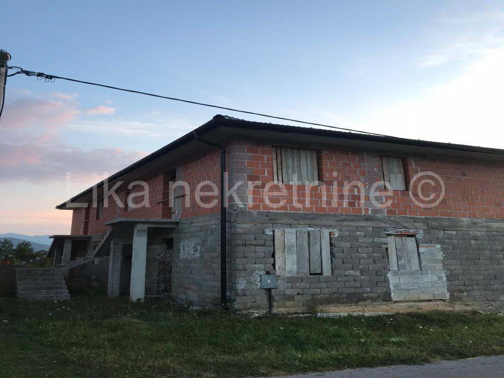 Samostojeća kuća, Prodaja, Gospić, Centar