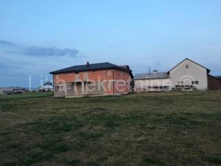 Samostojeća kuća, Prodaja, Gospić, Centar