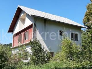 Kuća devastirana u Domovinskom ratu , Prodaja, Otočac, Doljani