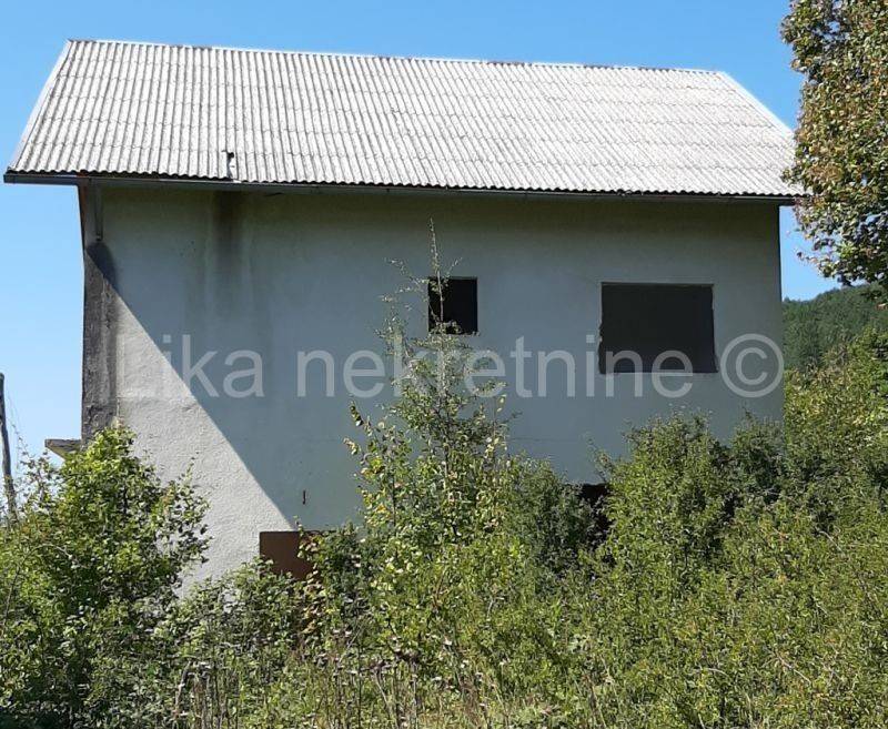 Kuća devastirana u Domovinskom ratu , Prodaja, Otočac, Doljani