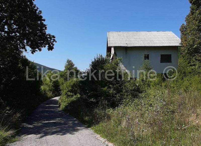 Kuća devastirana u Domovinskom ratu , Prodaja, Otočac, Doljani