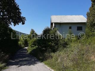 Kuća devastirana u Domovinskom ratu , Prodaja, Otočac, Doljani