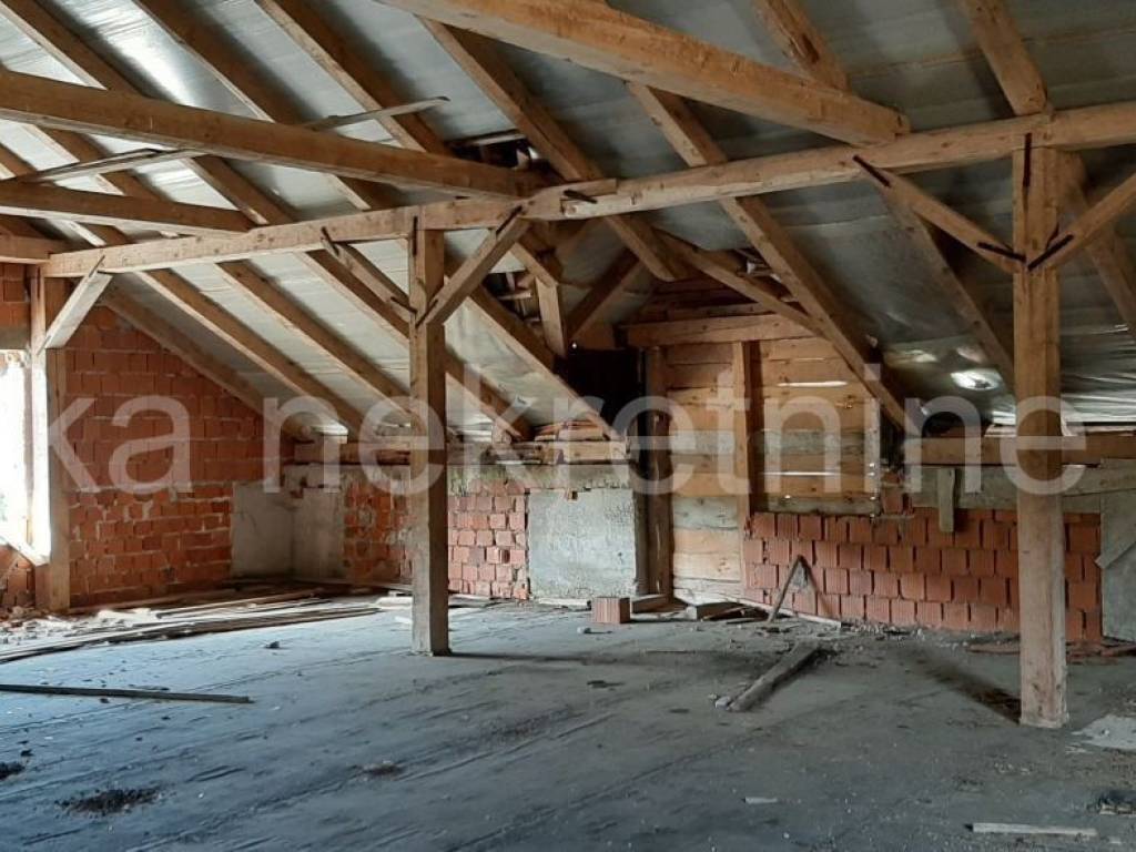 Kuća s okućnicom, Prodaja, Plitvička jezera, Donji Babin Potok