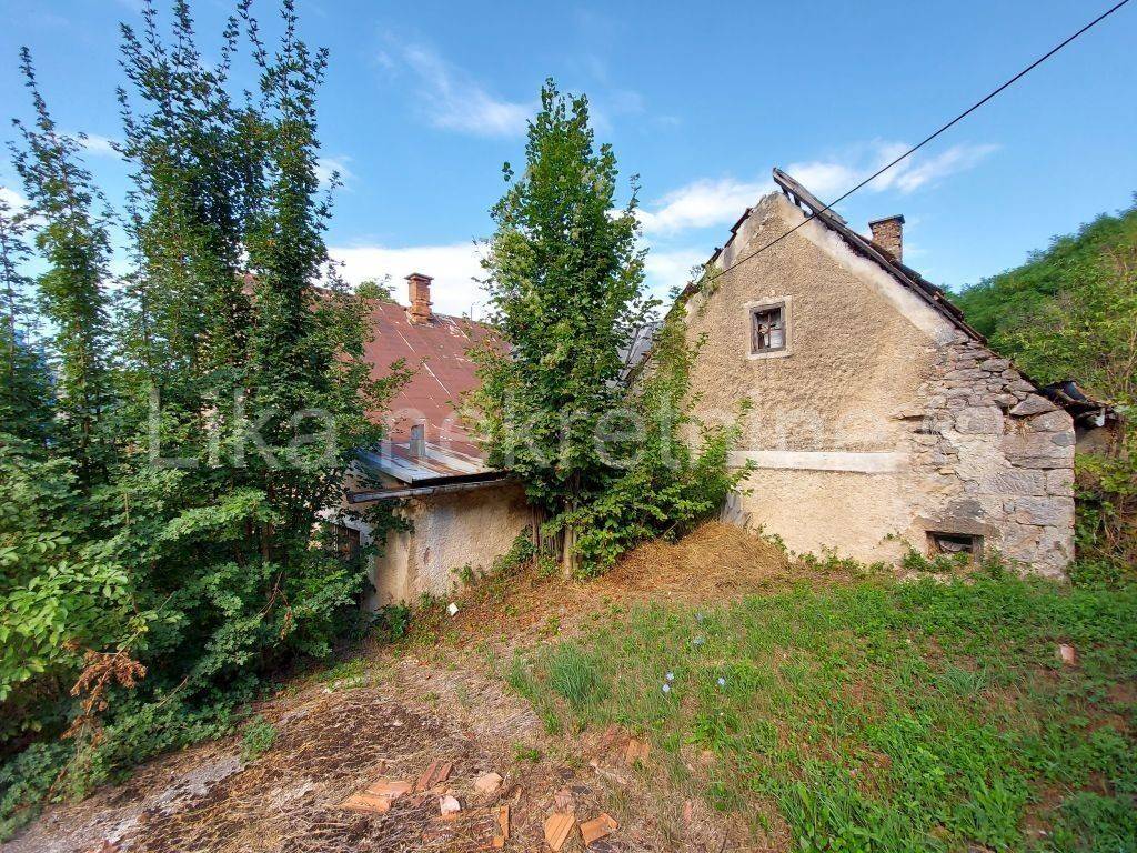 Stambeno poslovni objekt, Prodaja, Otočac, Otočac