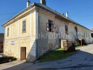 Stambeno poslovni objekt, Prodaja, Otočac, Otočac