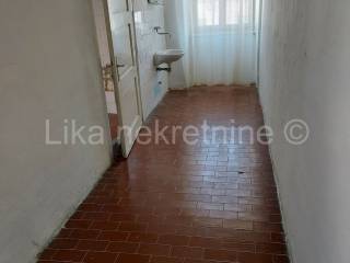 Stambeno poslovni objekt, Prodaja, Otočac, Otočac