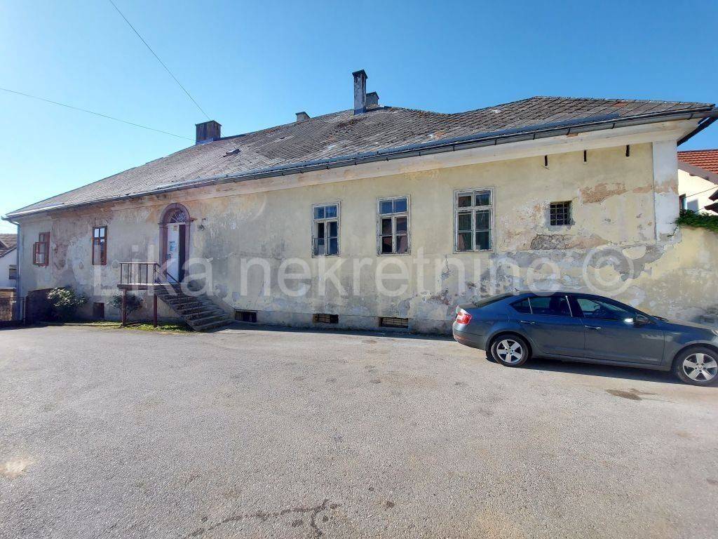 Stambeno poslovni objekt, Prodaja, Otočac, Otočac