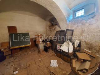 Stambeno poslovni objekt, Prodaja, Otočac, Otočac