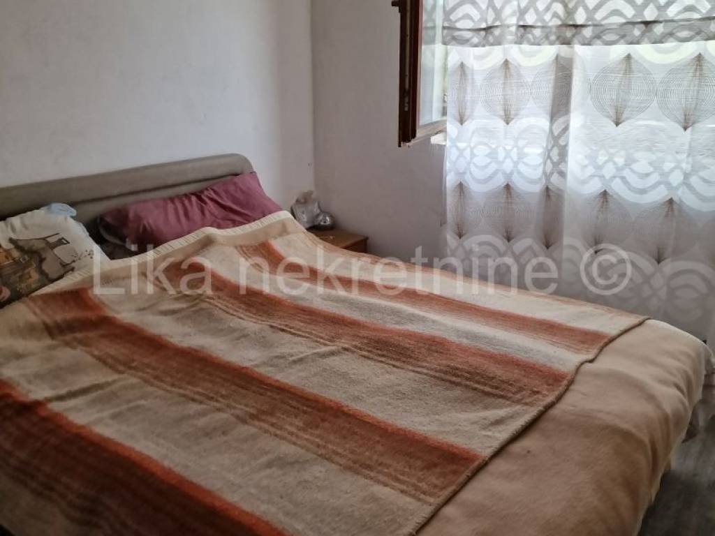 Samostojeća kuća, Prodaja, Vrhovine, Vrhovine