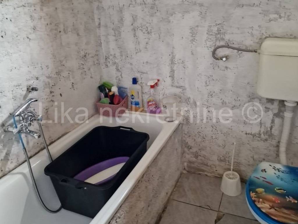 Samostojeća kuća, Prodaja, Vrhovine, Vrhovine