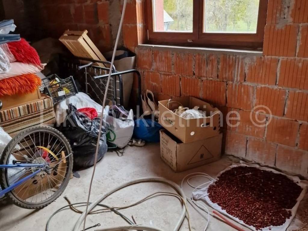 Samostojeća kuća, Prodaja, Vrhovine, Vrhovine