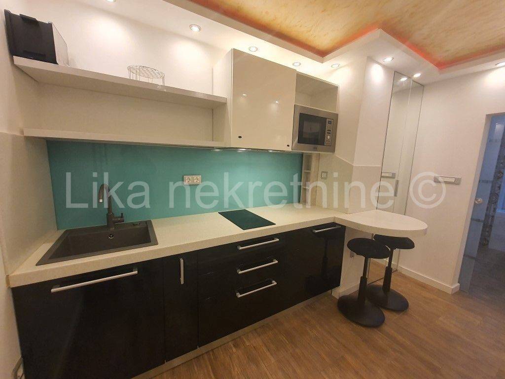 Stan u starijoj zgradi, Prodaja, Zagreb, Donji Grad