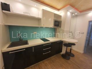 Stan u starijoj zgradi, Prodaja, Zagreb, Donji Grad