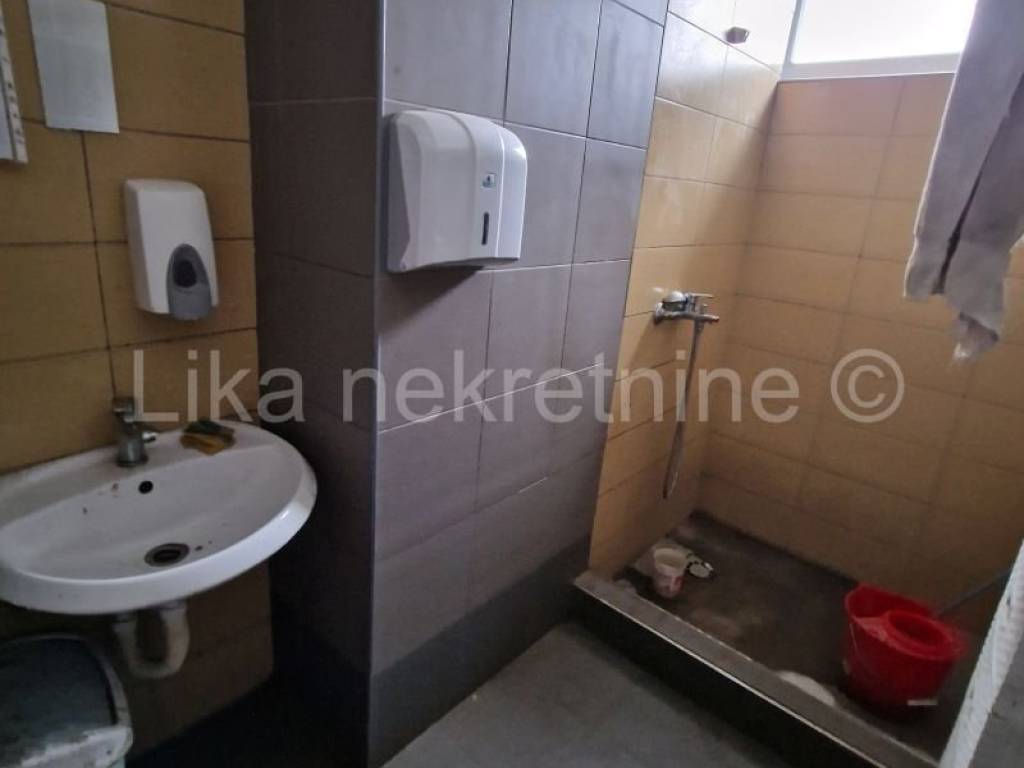 Prodajno-skladišni prostor, Prodaja, Otočac, Otočac